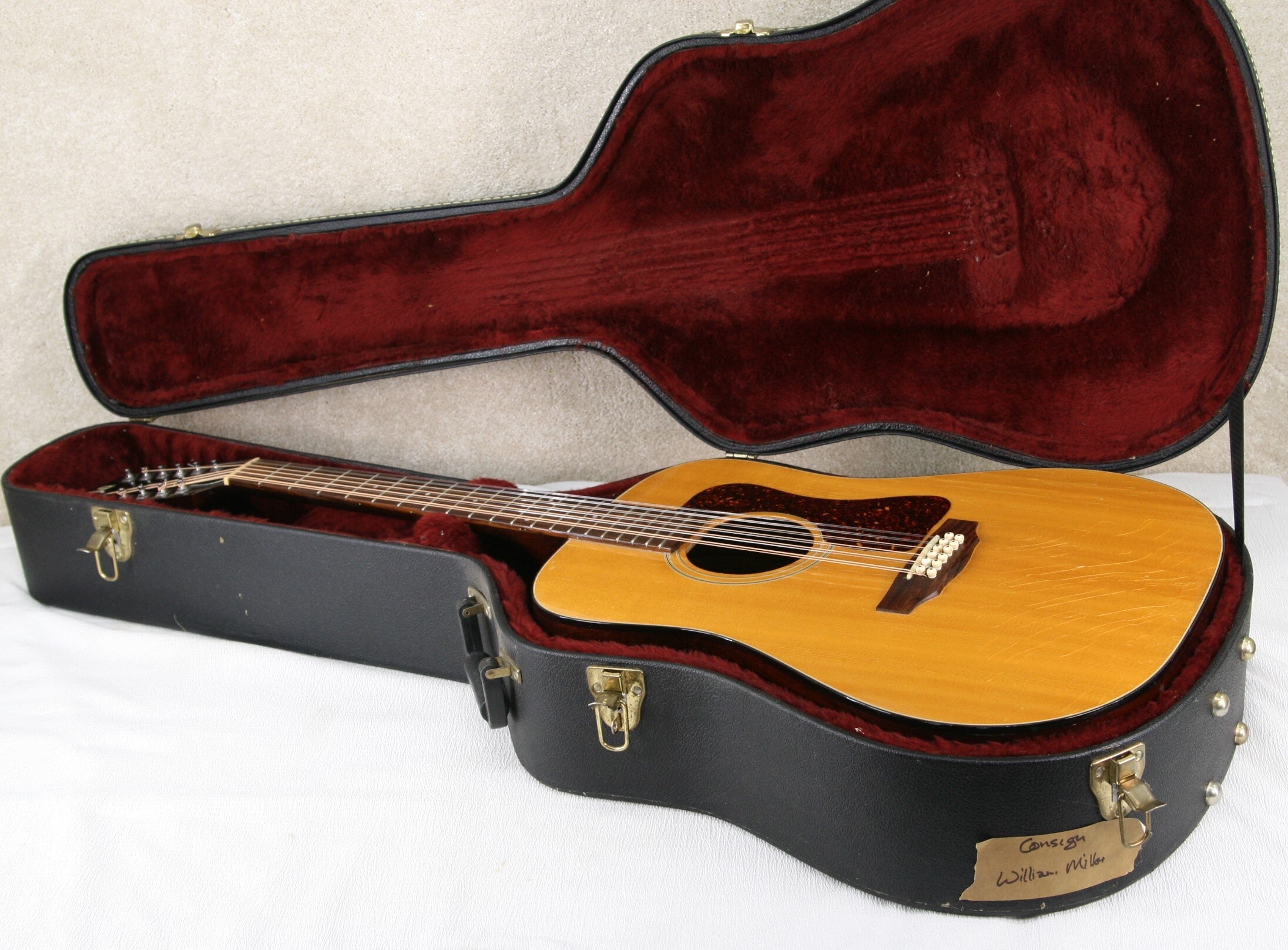 Guild D 25 12NT 1995 W/OHSC 12 String USED **WM** | Atlanta 
